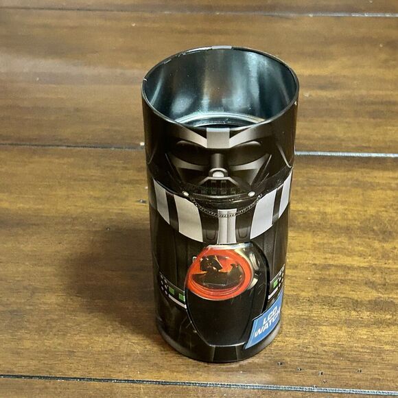 Disney Star Wars Darth Vader LCD Watch with tin - Picture 5 of 6